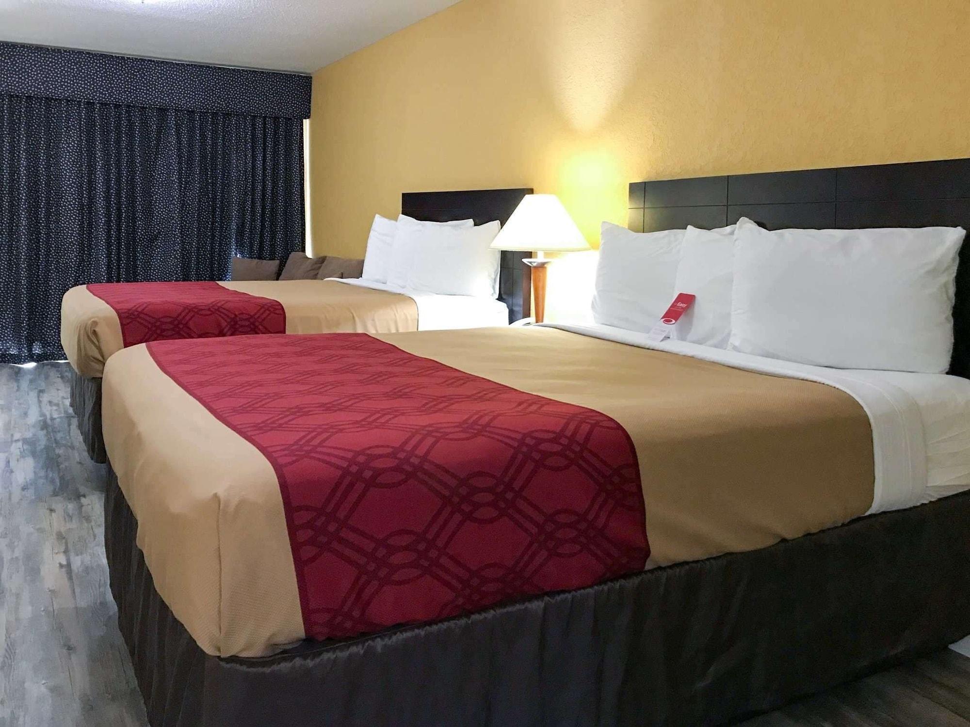 Econo Lodge Inn & Suites Old Saybrook - Westbrook Экстерьер фото