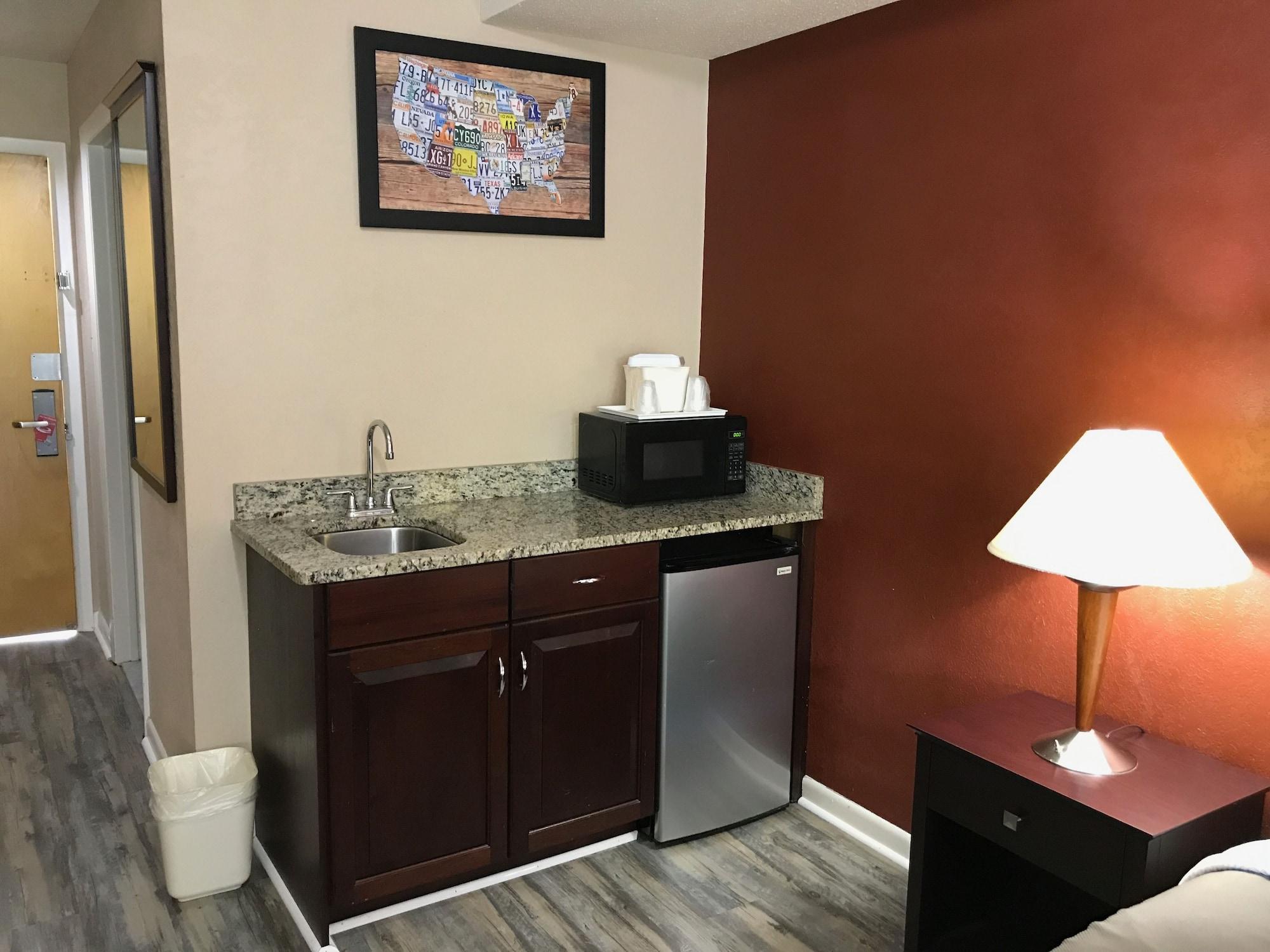 Econo Lodge Inn & Suites Old Saybrook - Westbrook Экстерьер фото