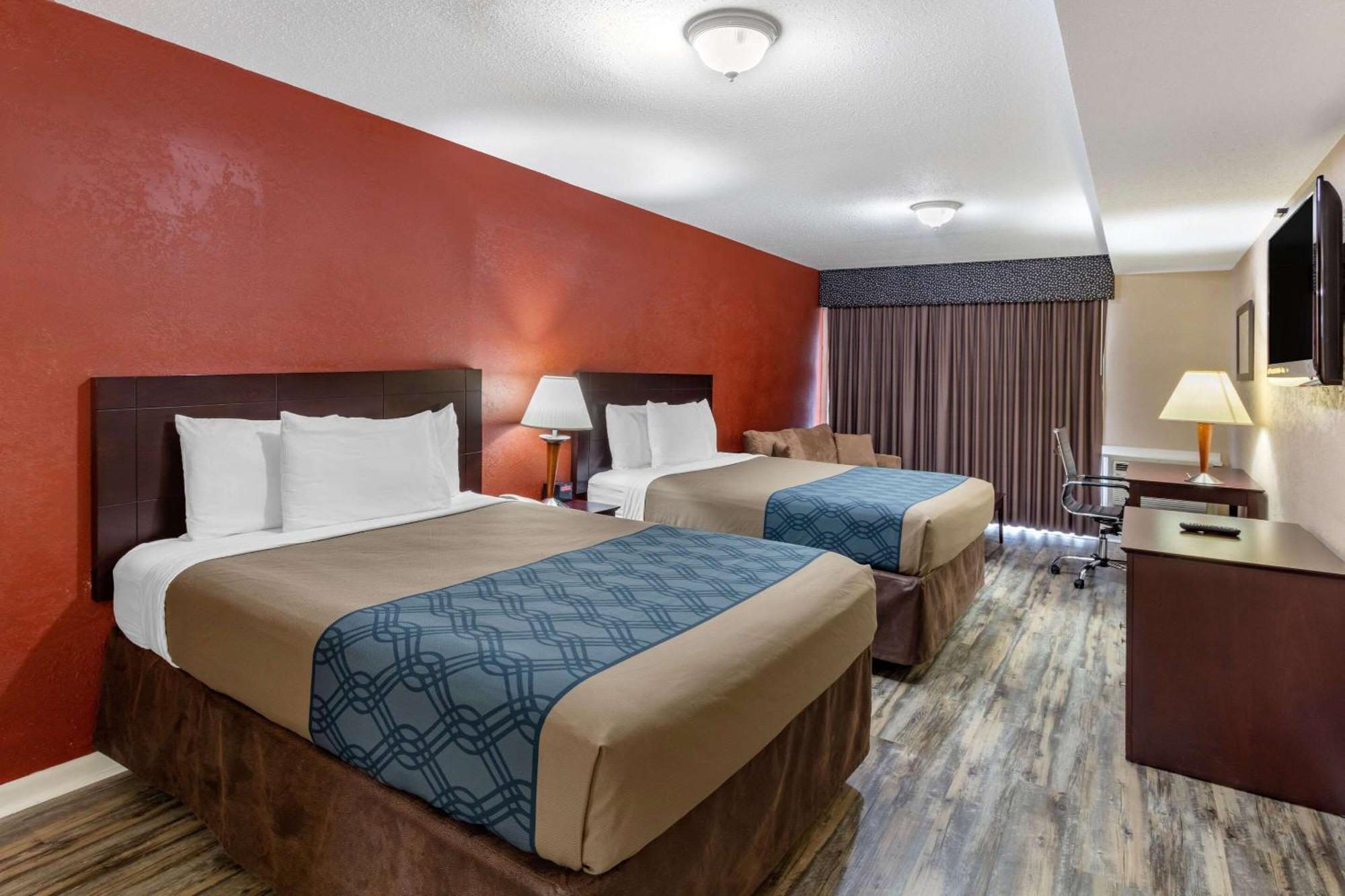 Econo Lodge Inn & Suites Old Saybrook - Westbrook Экстерьер фото