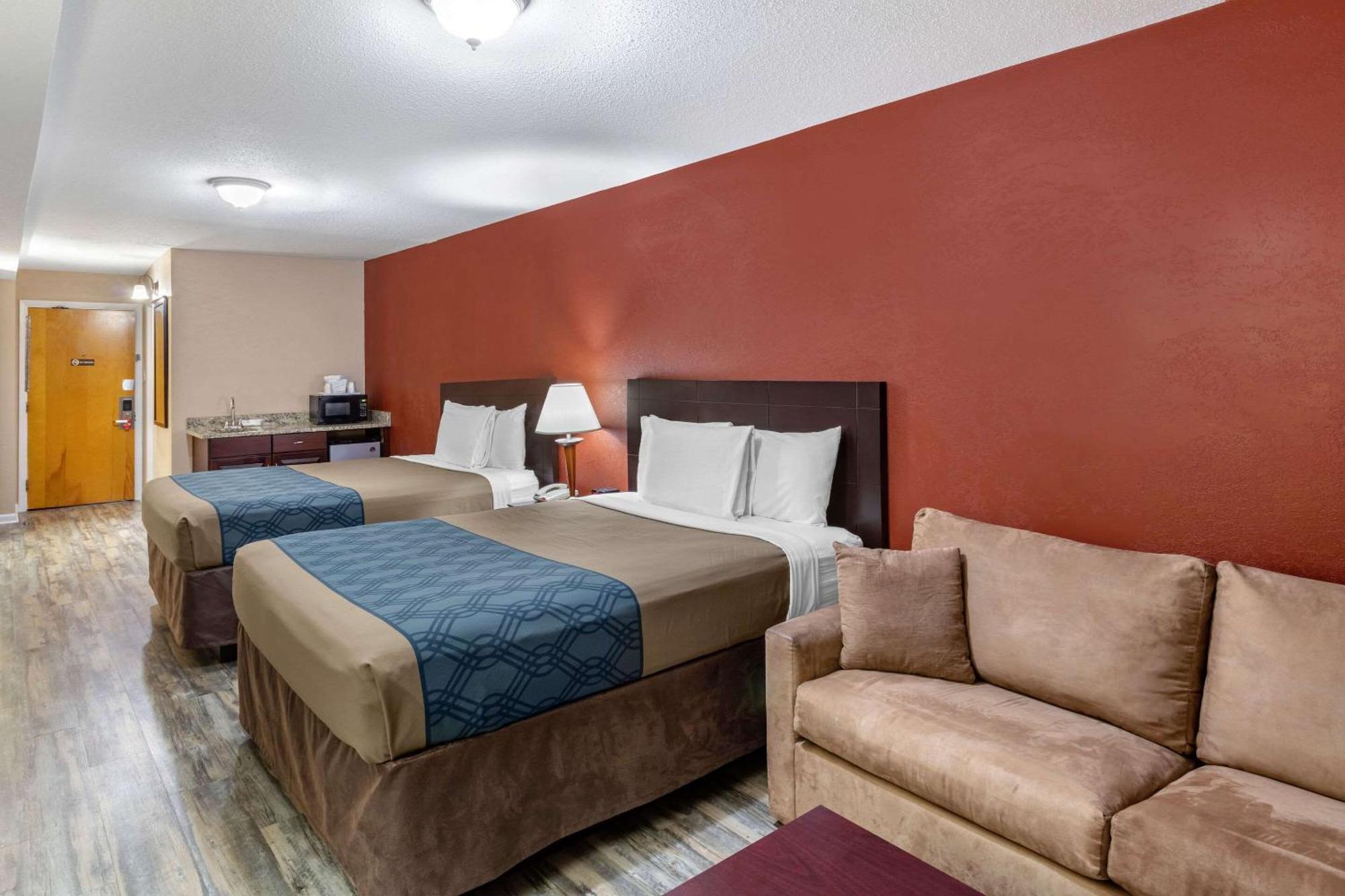 Econo Lodge Inn & Suites Old Saybrook - Westbrook Экстерьер фото