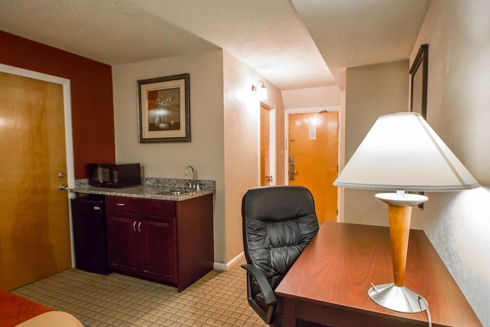 Econo Lodge Inn & Suites Old Saybrook - Westbrook Экстерьер фото